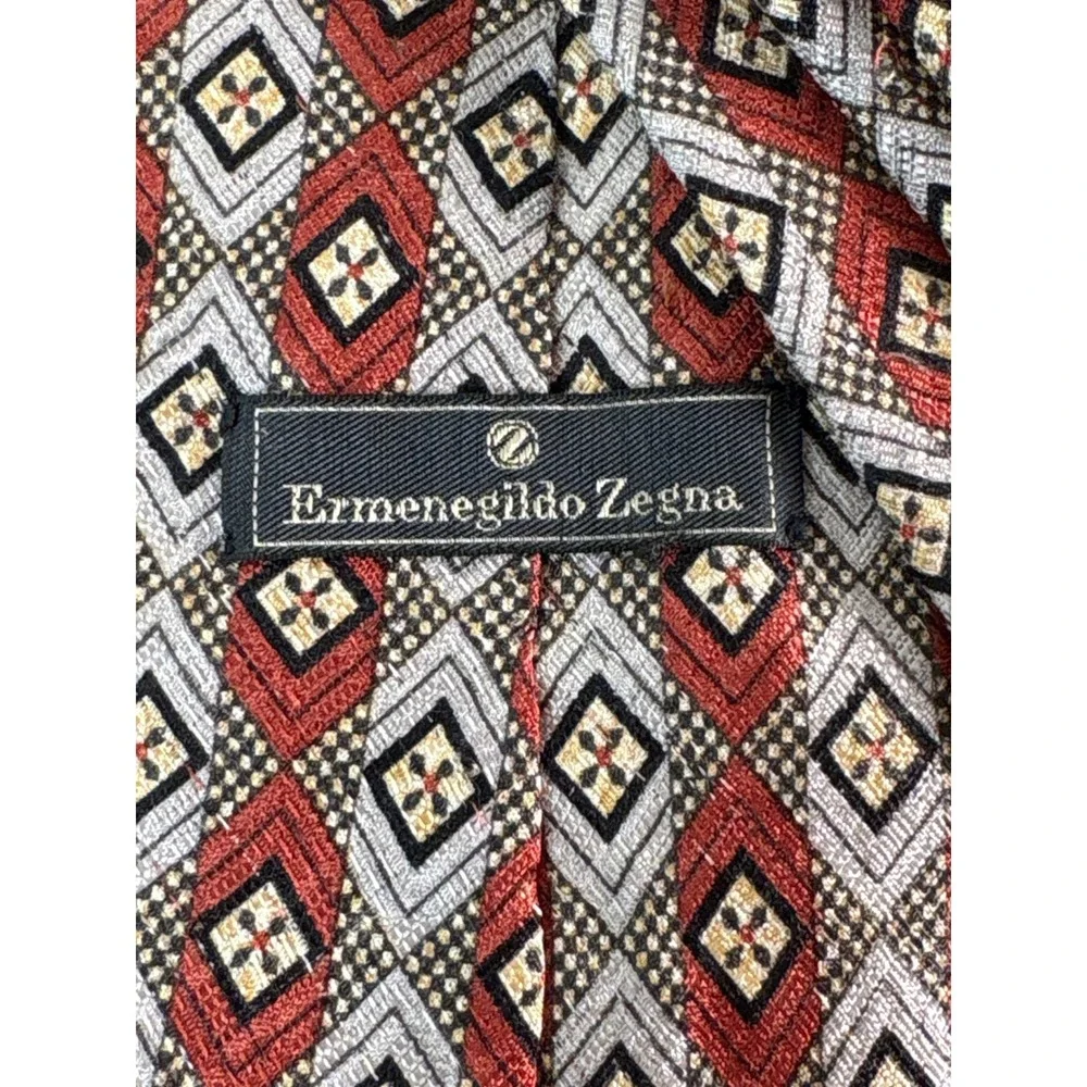 Ermenegildo Zegna Mens Silk‎ Tie Red Silver Geometric Diamond Pattern Italy